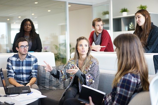 Digitalizzazione dei processi aziendali: cos'è e chi è coinvolto 1 L’importanza della leadership nella digital transformation